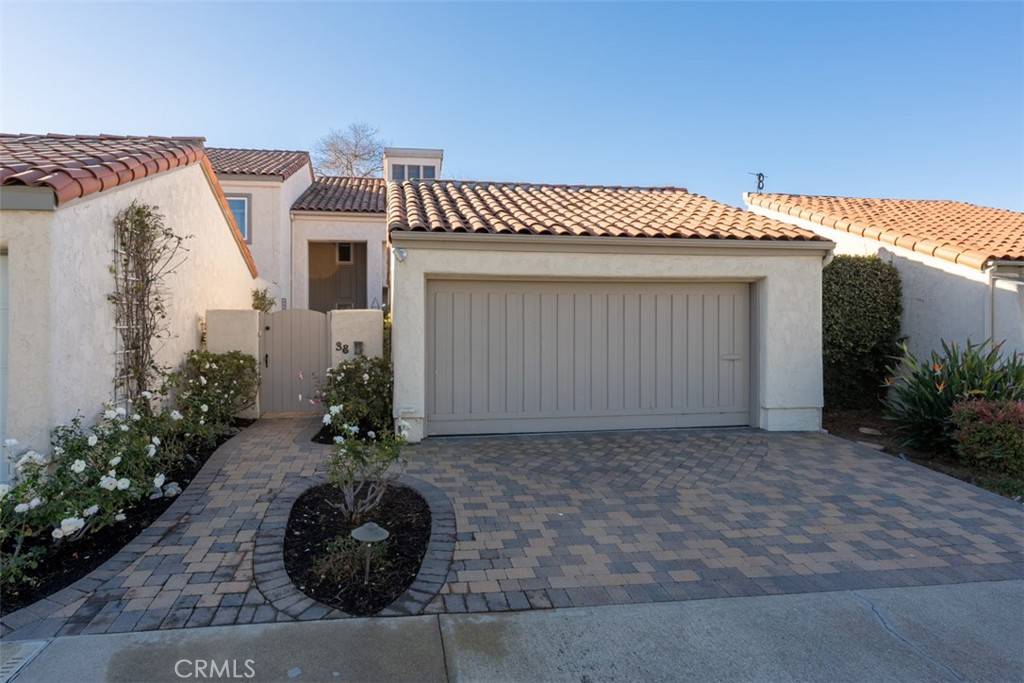 Irvine, CA 92612,38 Acacia Tree LN