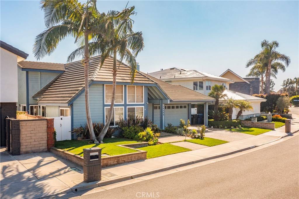 Huntington Beach, CA 92649,16282 Spartan CIR