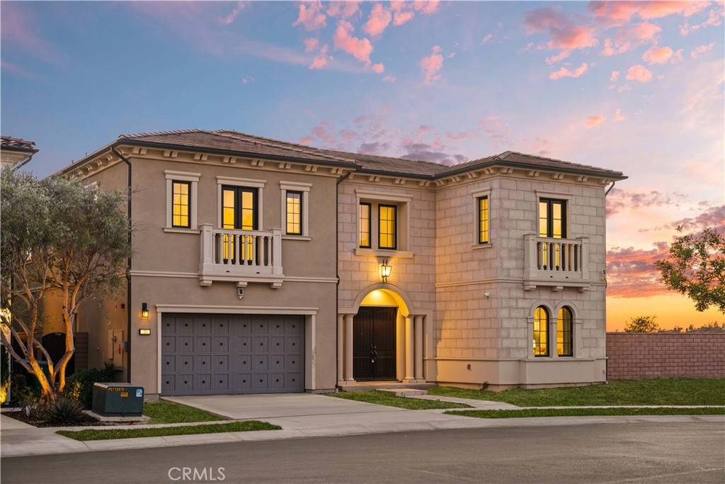 Irvine, CA 92602,100 Headwaters