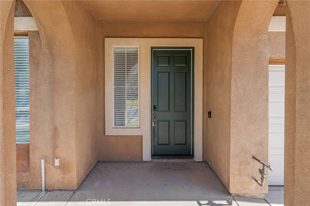 Riverside, CA 92508,8168 Palm View LN