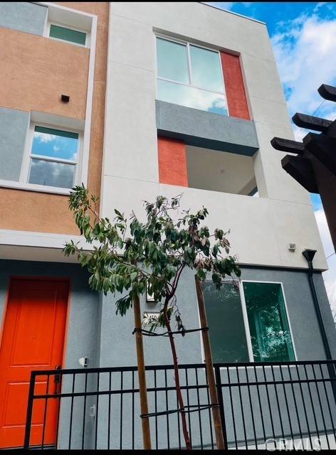 Santa Ana, CA 92705,1816 E. 1st Street E #450
