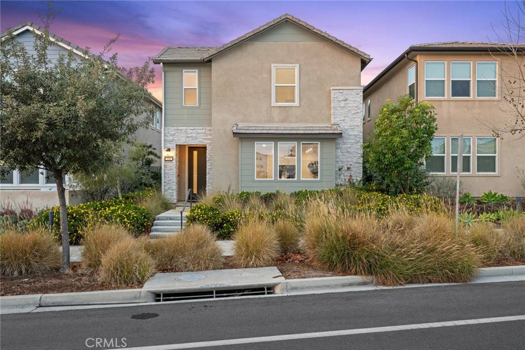 Irvine, CA 92618,146 Chorus