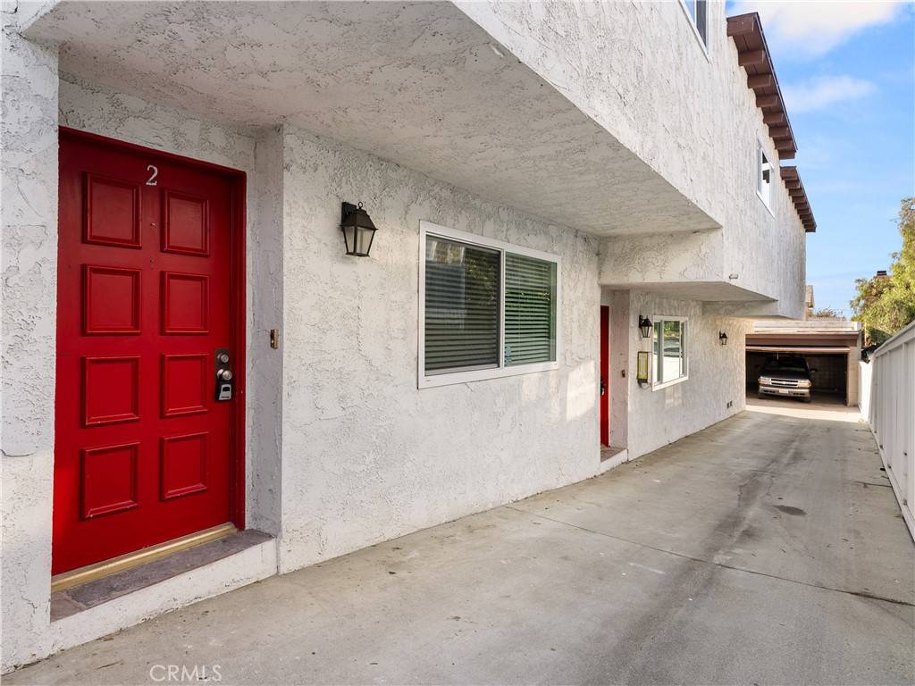 Redondo Beach, CA 90277,619 N Lucia AVE N #2