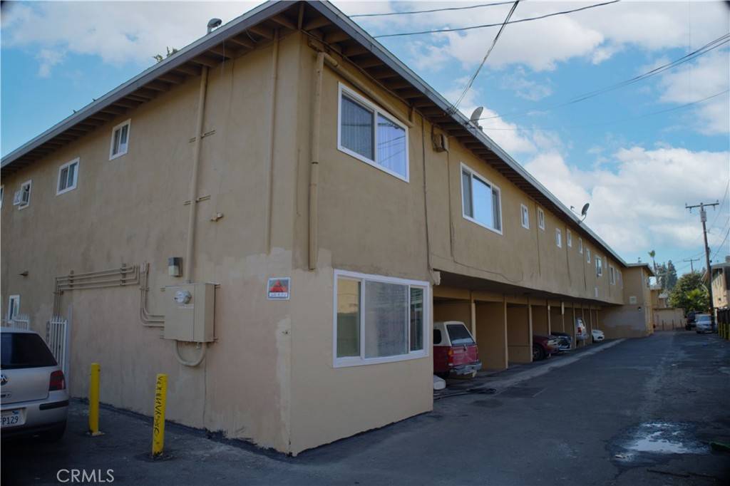 Anaheim, CA 92805,219 W Palais RD