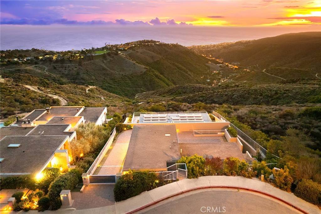 Laguna Beach, CA 92651,3355 Alta Laguna BLVD