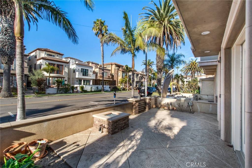 Huntington Beach, CA 92648,310 2nd ST