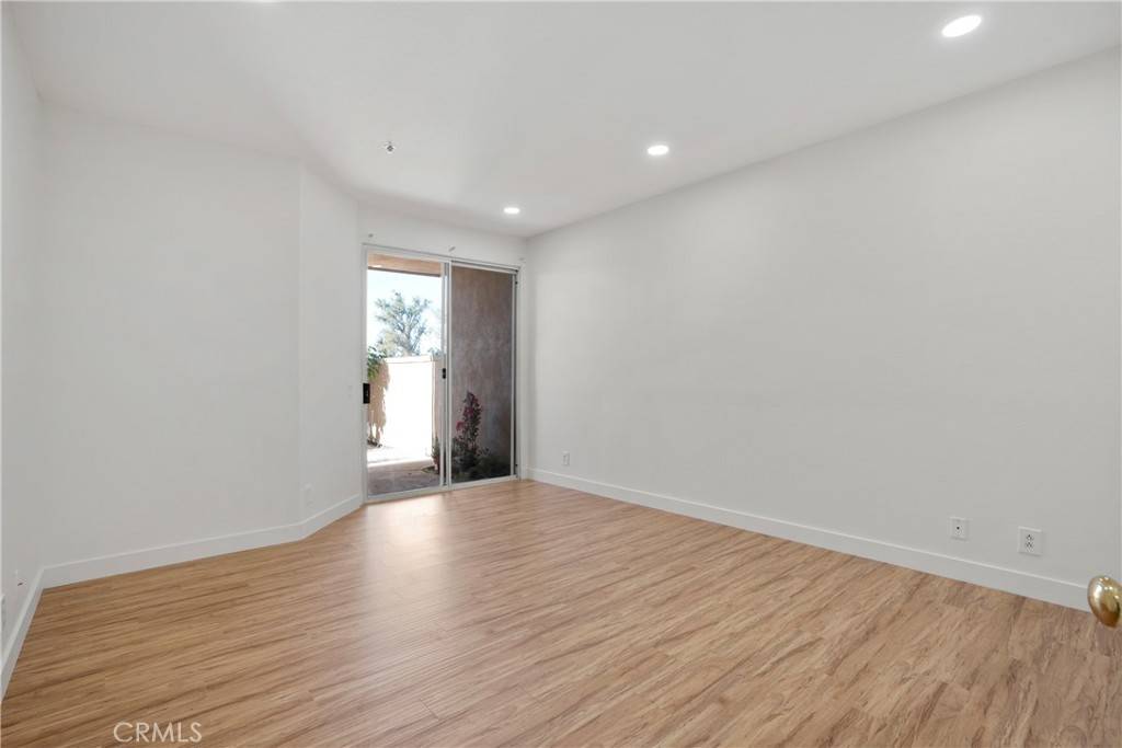 122 Cartier Aisle Irvine, CA 92620