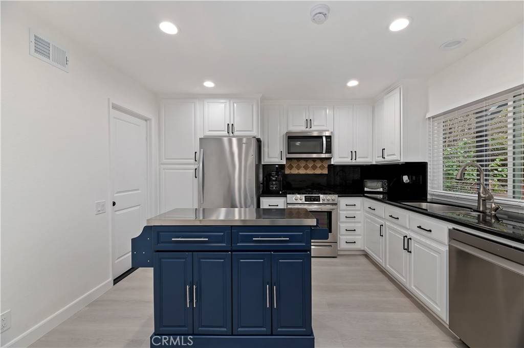 26412 Mimosa LN Mission Viejo, CA 92691