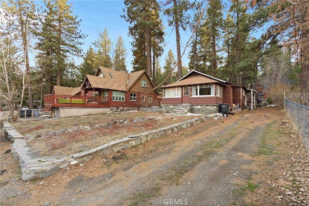 Wrightwood, CA 92397,1149 Apple AVE