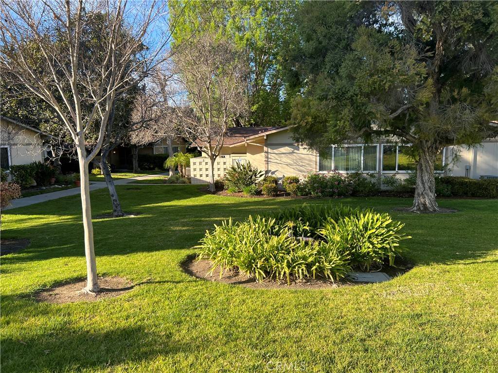 Laguna Woods, CA 92637,241 Calle Aragon #B