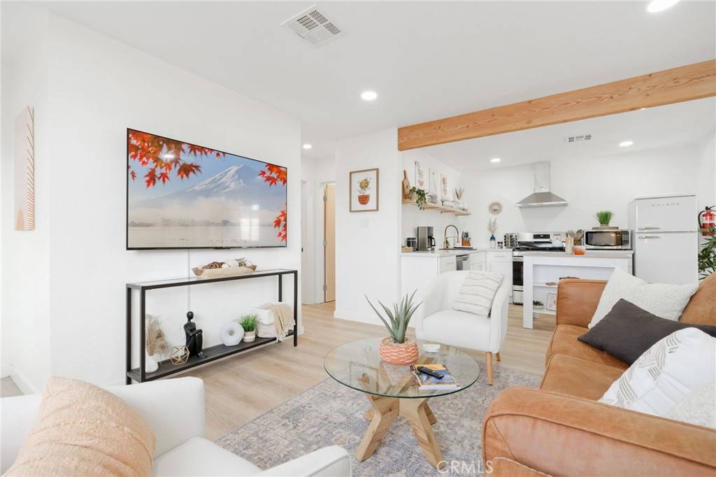 Joshua Tree, CA 92252,62046 Mountain View CIR