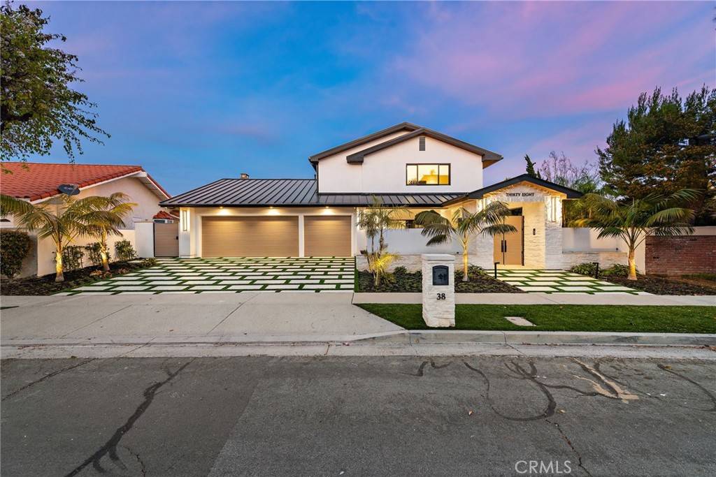 Corona Del Mar, CA 92625,38 Drakes Bay DR