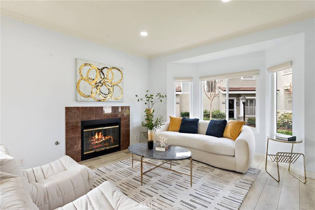 Irvine, CA 92614,509 Springbrook N