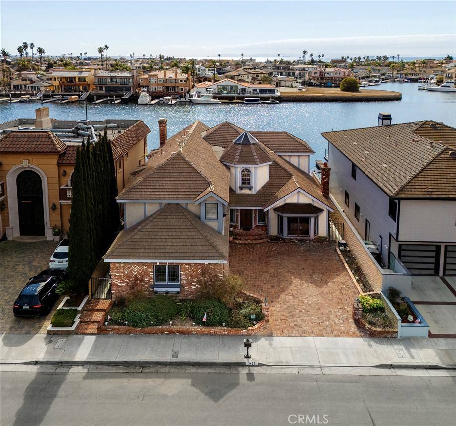Huntington Beach, CA 92649,3422 Venture DR