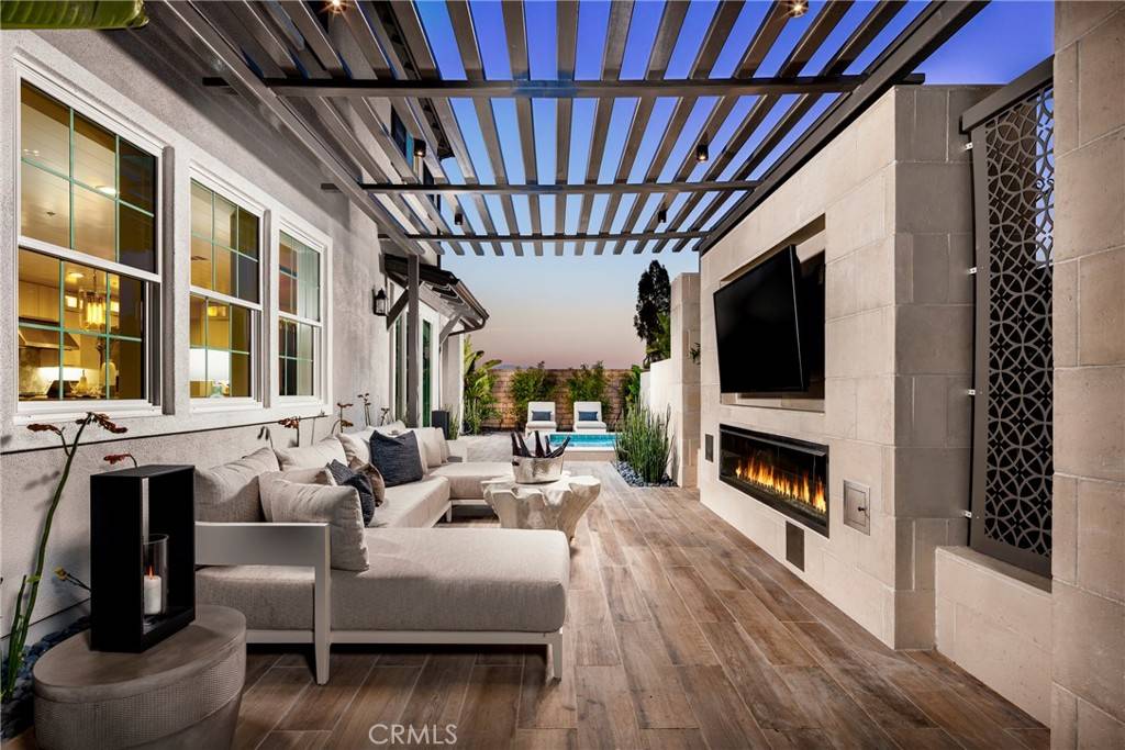 Placentia, CA 92870,727 Olivier DR
