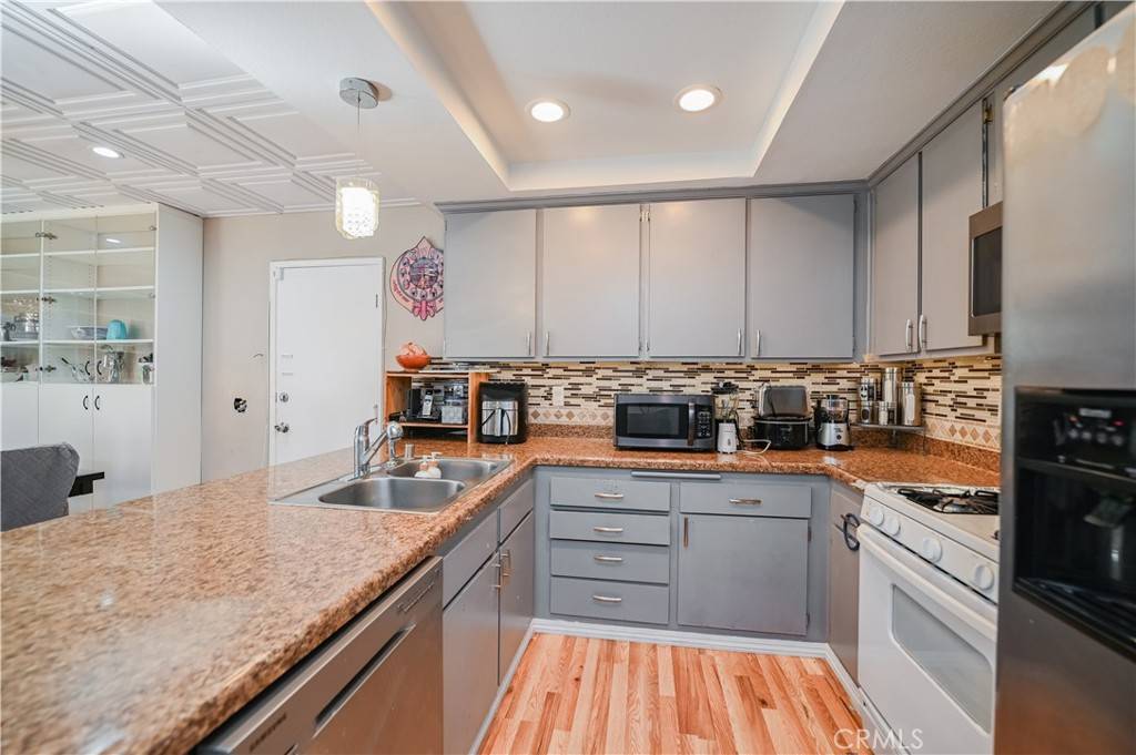 134 Tangerine Irvine, CA 92618