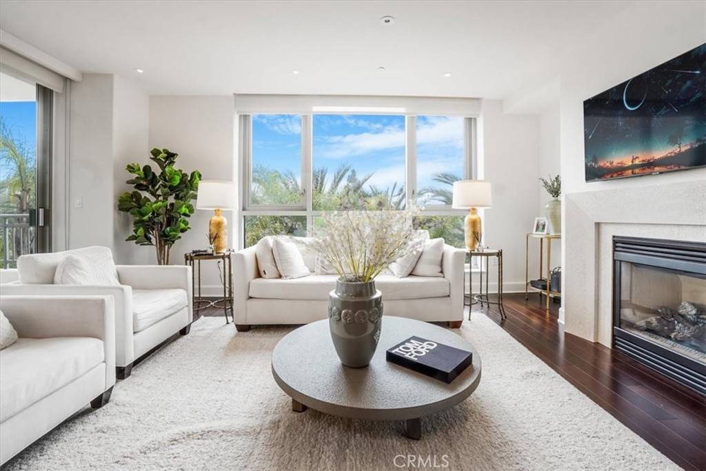 Irvine, CA 92612,3059 Scholarship