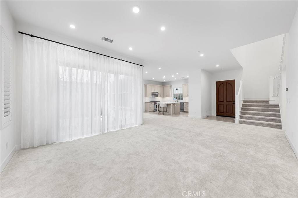 Irvine, CA 92618,145 Fairgreen