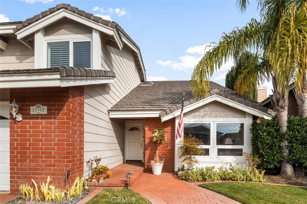 Mission Viejo, CA 92692,21902 Herencia