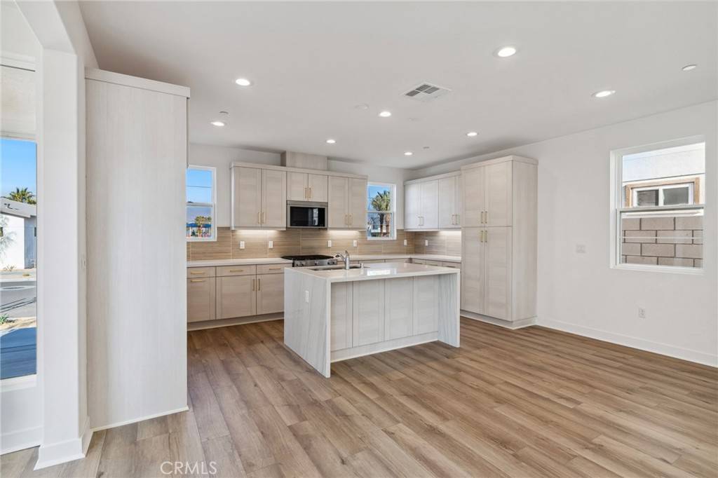 Palm Desert, CA 92211,75174 Aldrich DR