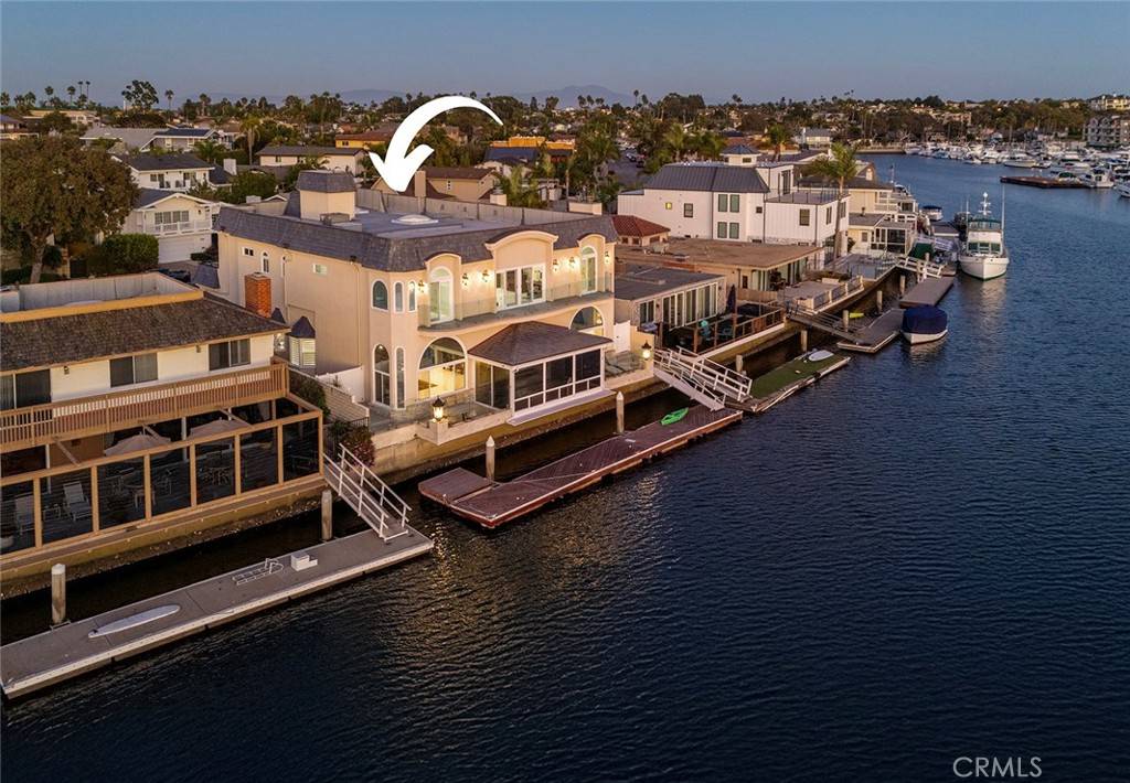 Huntington Beach, CA 92649,16989 Edgewater LN