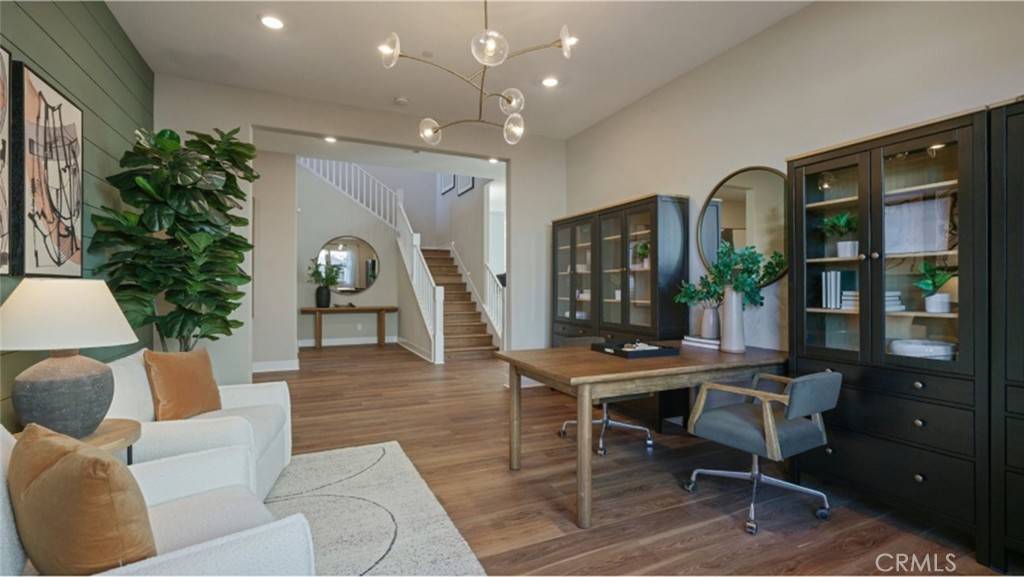29804 Corte Trono Valencia, CA 91354