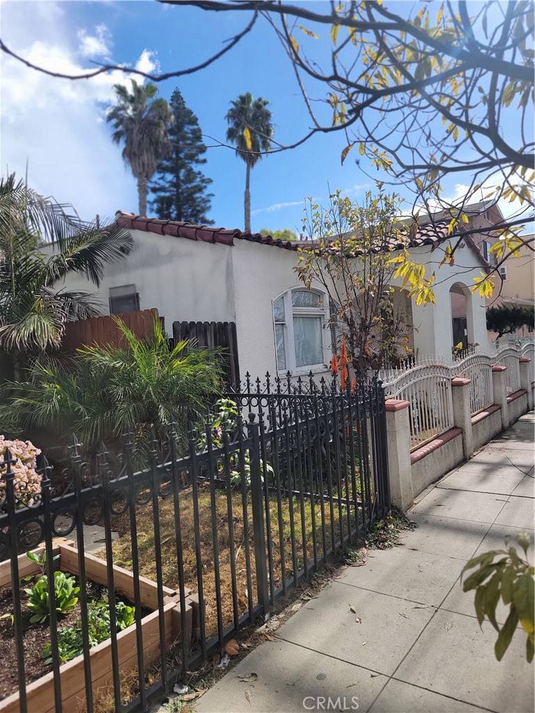 Long Beach, CA 90813,1632 Magnolia AVE