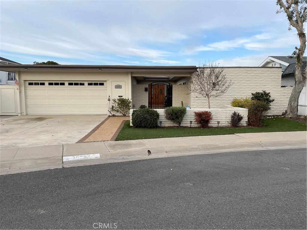 Huntington Beach, CA 92649,16592 Wellington CIR