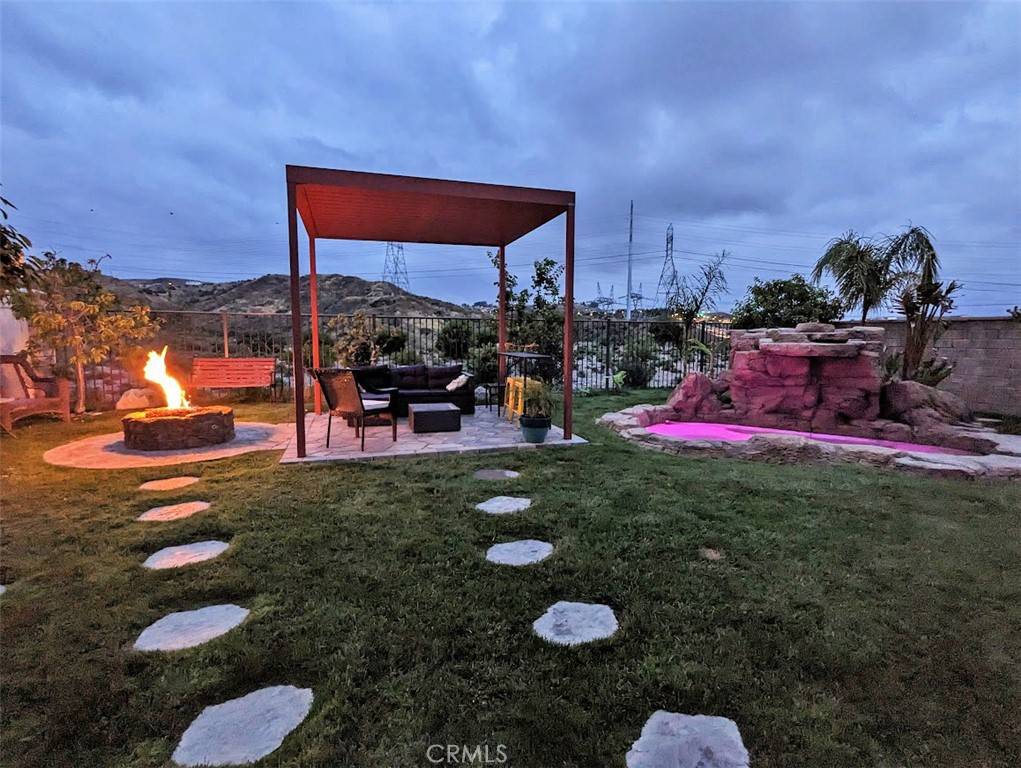 Saugus, CA 91350,22001 Windham WAY
