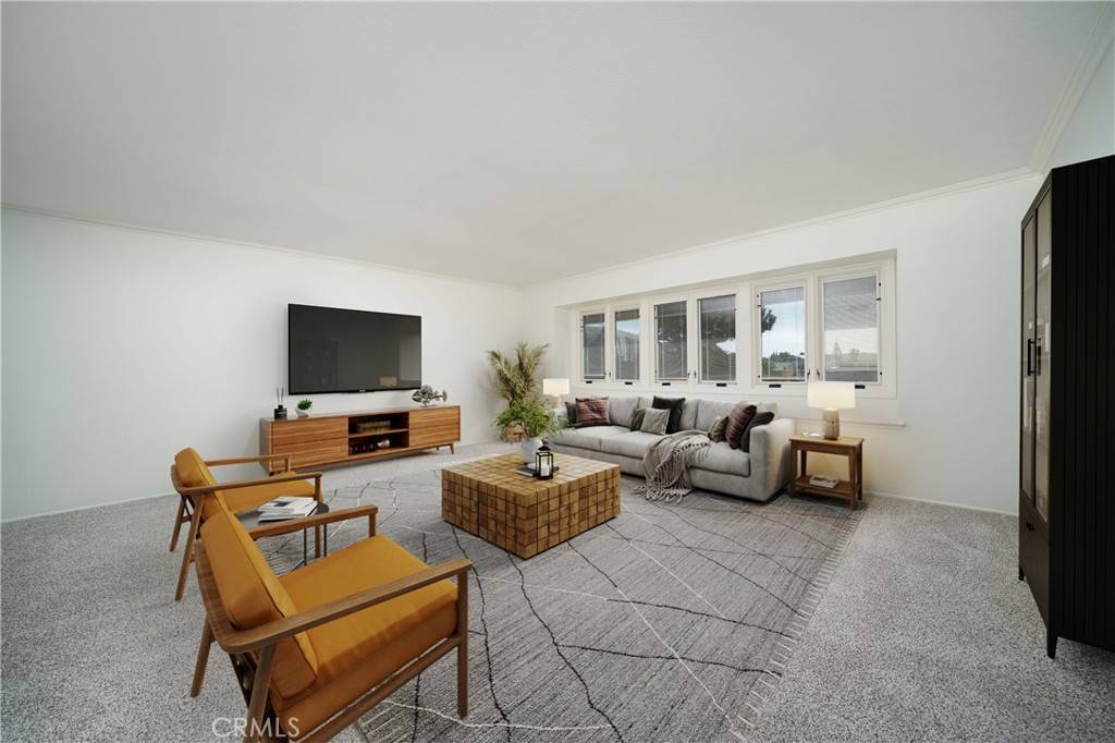 Laguna Hills, CA 92653,25202 Las Bolsas