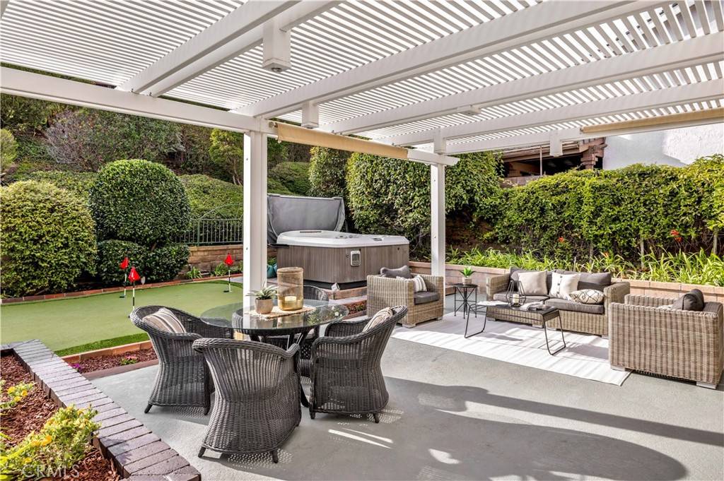 Mission Viejo, CA 92691,27412 Valderas