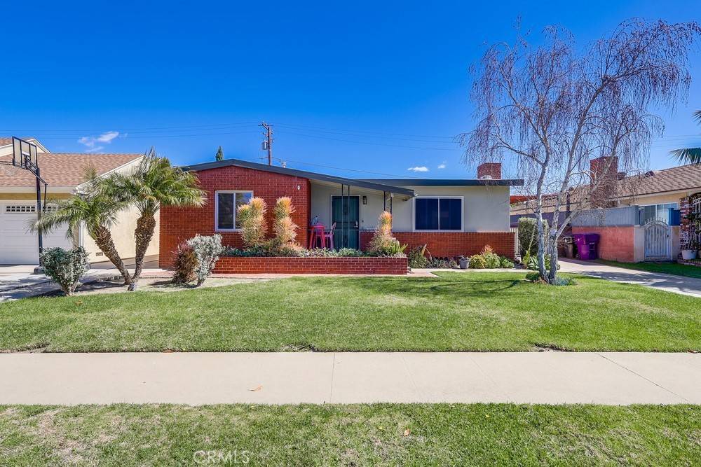 Long Beach, CA 90815,2236 San Vicente AVE