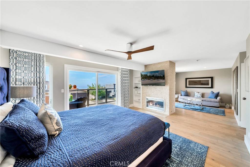 Laguna Beach, CA 92651,920 Quivera ST