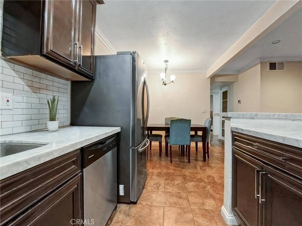 Santa Ana, CA 92707,1101 W Macarthur BLVD #273
