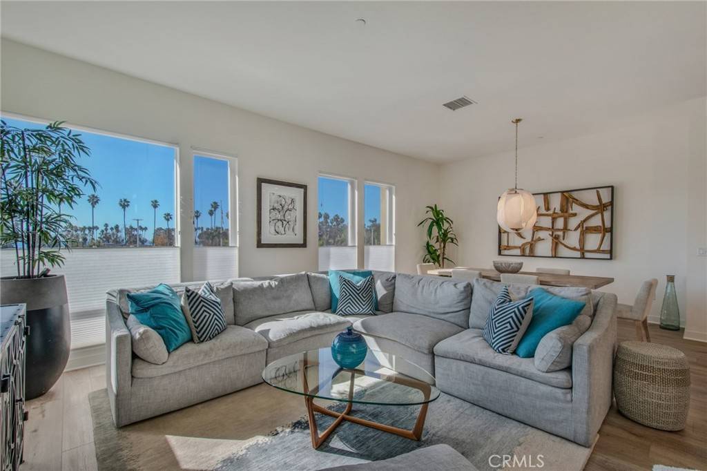 Dana Point, CA 92629,2353 Doheny WAY