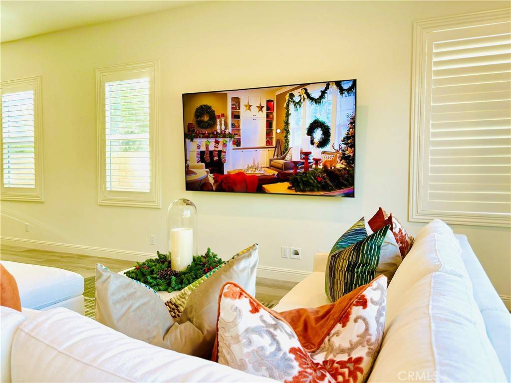 Lake Forest, CA 92630,39 Barberry