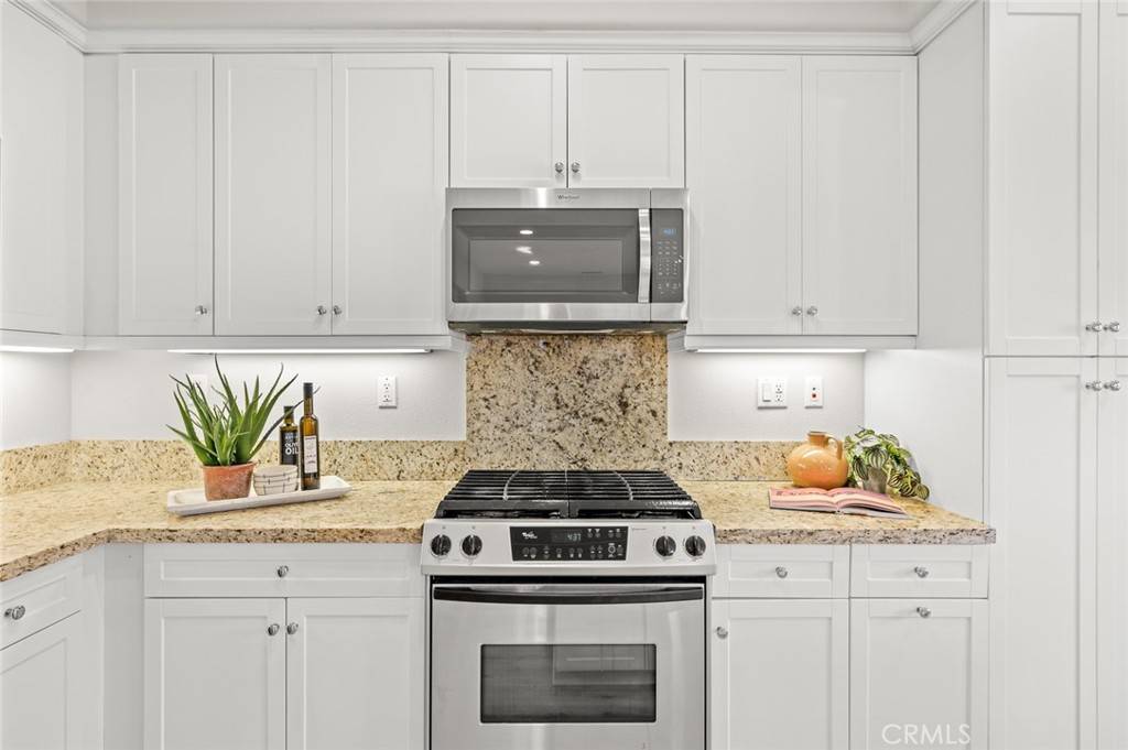 28 Pink Sage Irvine, CA 92620