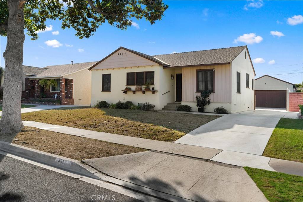 Lakewood, CA 90712,4917 Verdura AVE