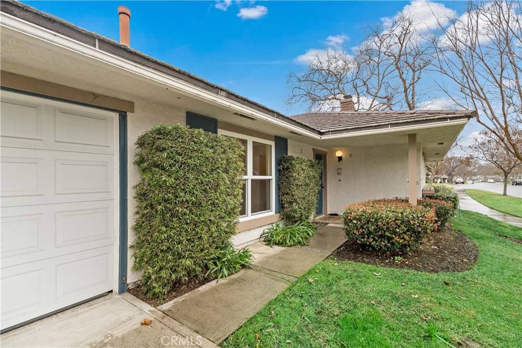 Irvine, CA 92612,2 Cherry S