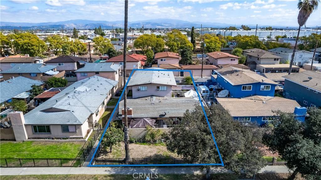 Santa Ana, CA 92707,1701 Cedar ST