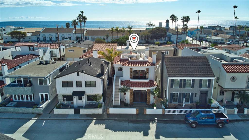 Newport Beach, CA 92661,1321 #1/2 W BAY AVE