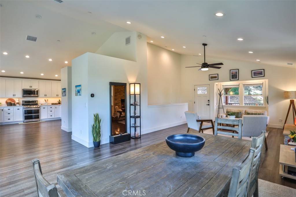 28622 Shenandoah DR Lake Arrowhead, CA 92352