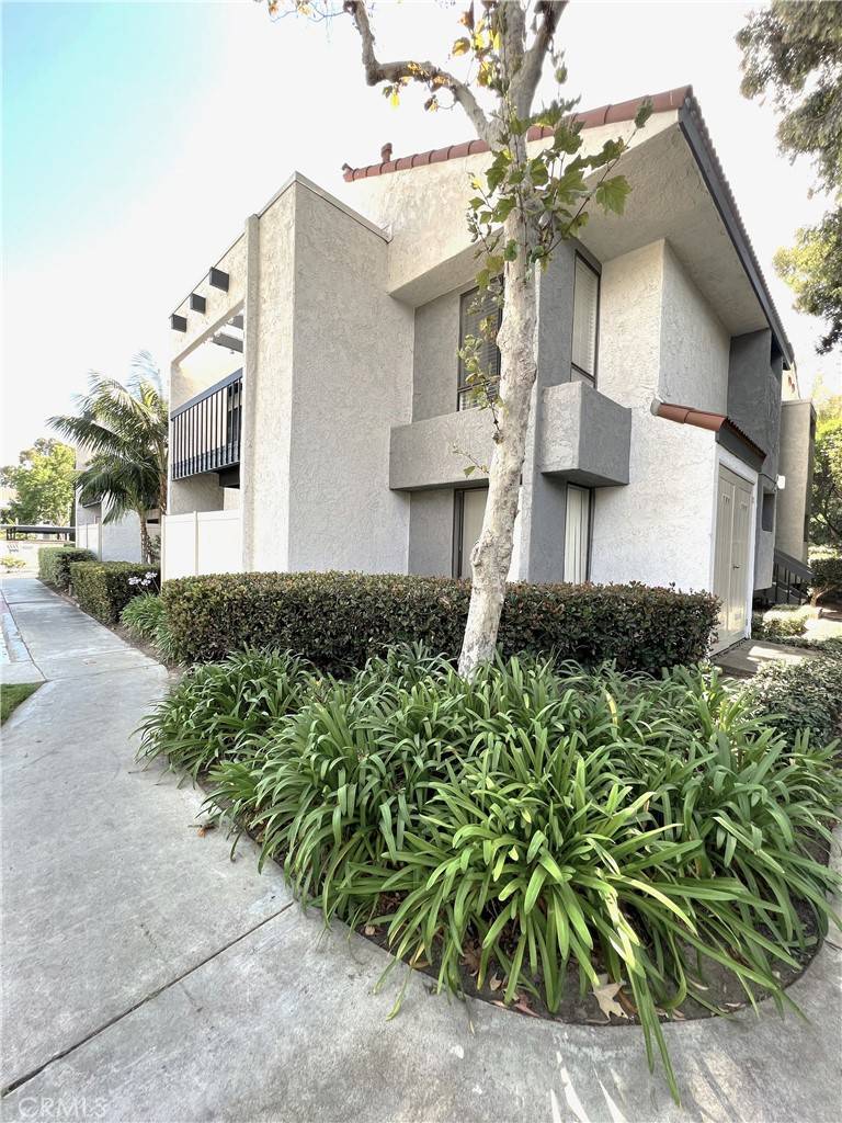 Huntington Beach, CA 92648,2323 Huntington ST #907