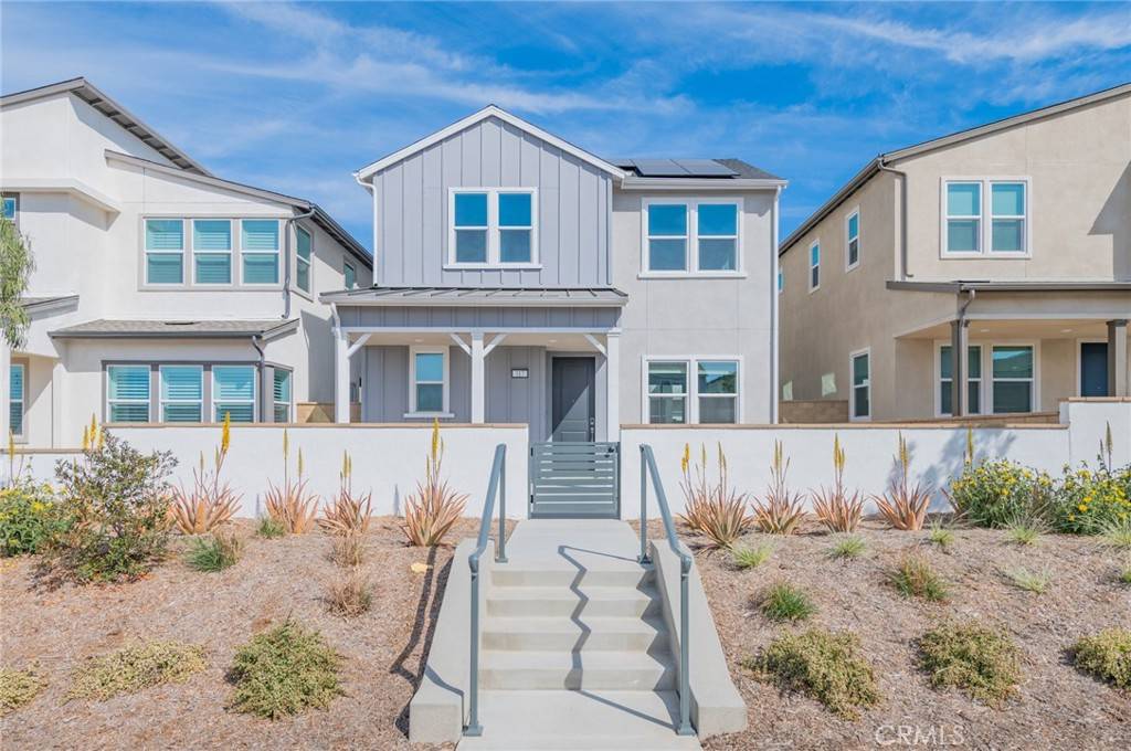 Irvine, CA 92618,317 Sora
