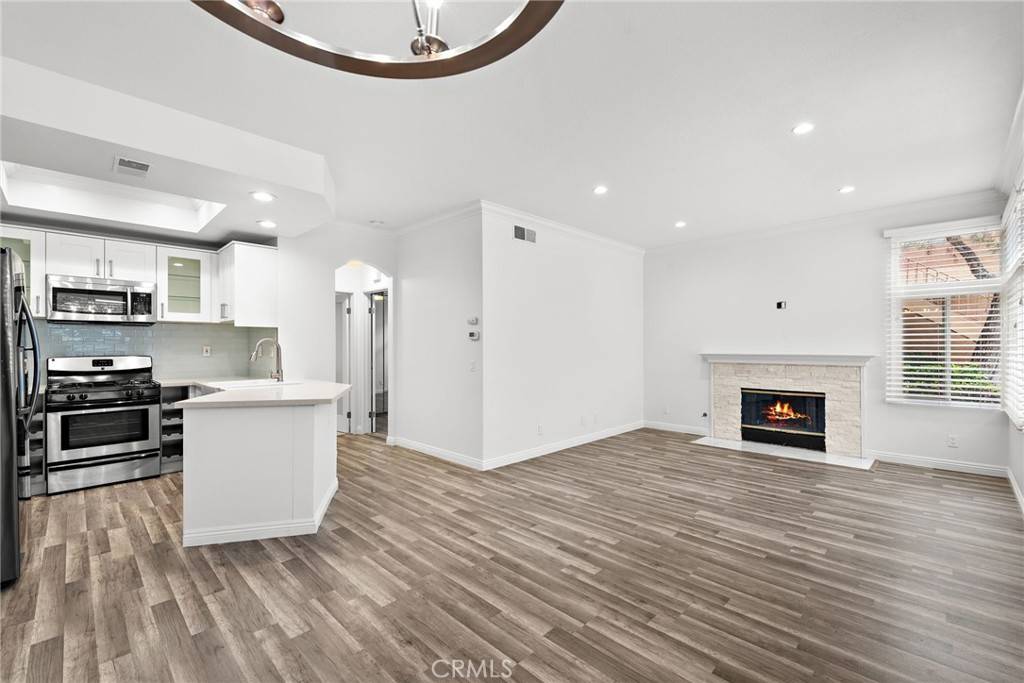 Lake Forest, CA 92610,19431 Rue De Valore #5F