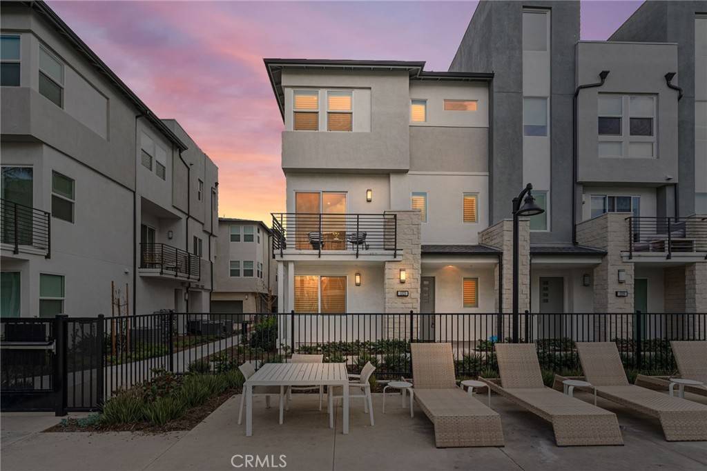Anaheim, CA 92805,1323 W Cara DR