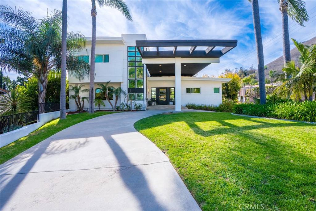 Villa Park, CA 92861,9111 Loma ST