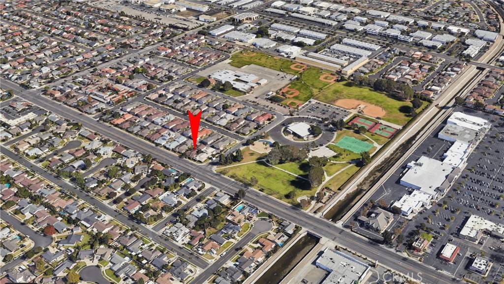 Huntington Beach, CA 92647,16722 Goldenwest ST