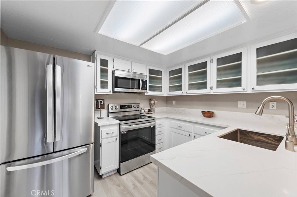 Orange, CA 92869,192 S Cross Creek RD #K