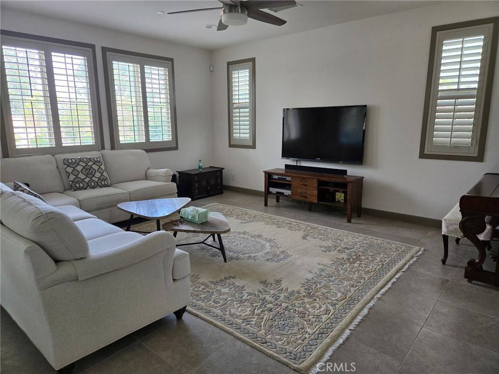 Tustin, CA 92782,32 Windwalker WAY